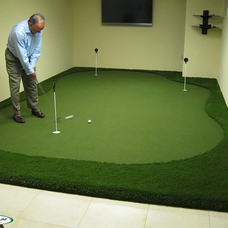 Indoor Putting Greens